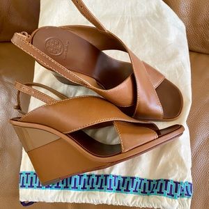 Tory Burch Gabrielle Wedge Sandal Royal Tan Veg Nappa
